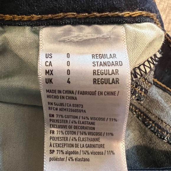 American Eagle Indigo Super Stretch Skinny Jeans NWOT - Picture 3 of 4